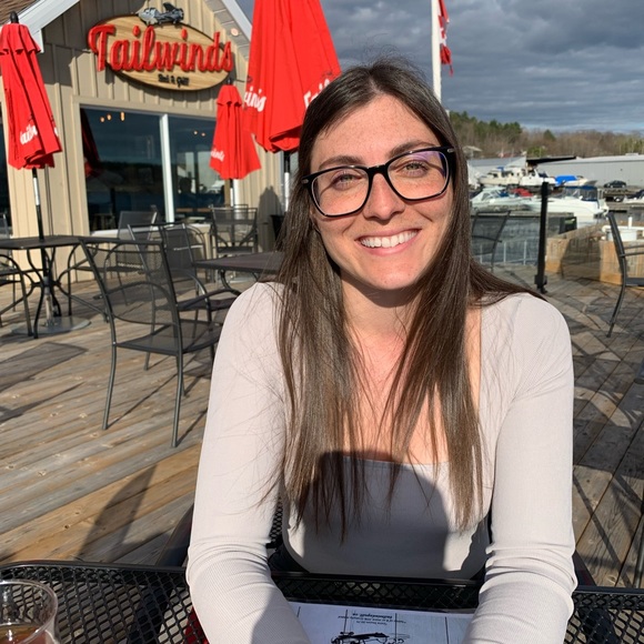 Meet your Posher, Brenda - Picture 1 of 1